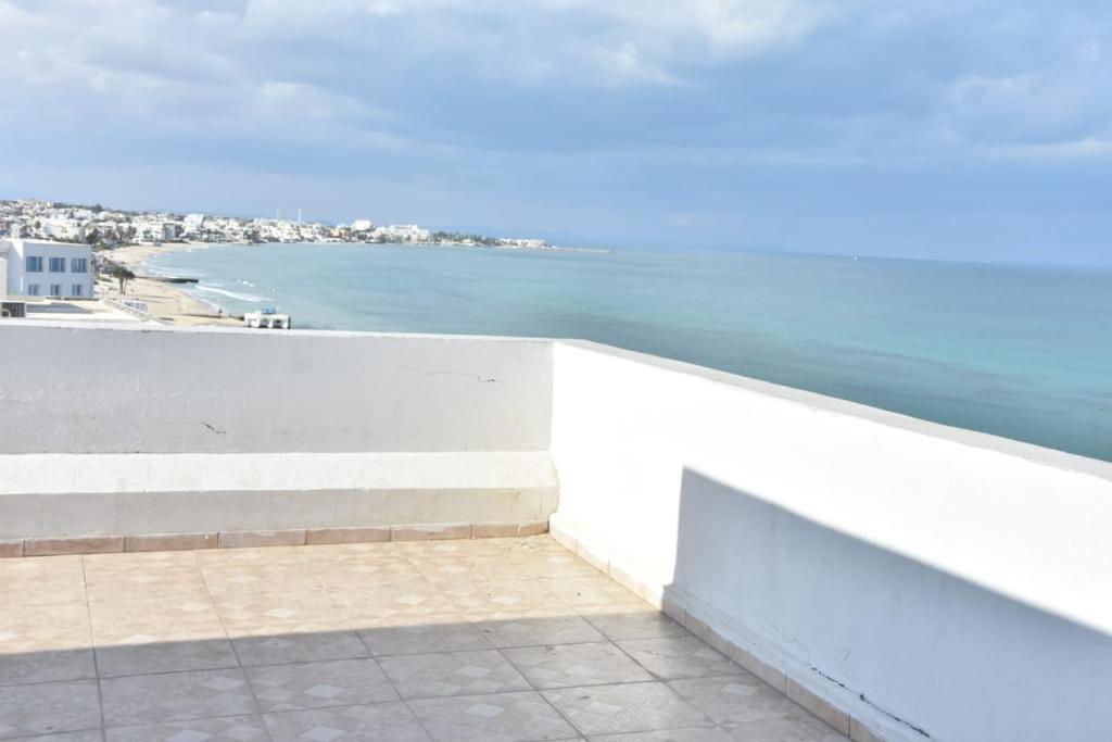 4 seasons appartment Hammam Sousse image 3