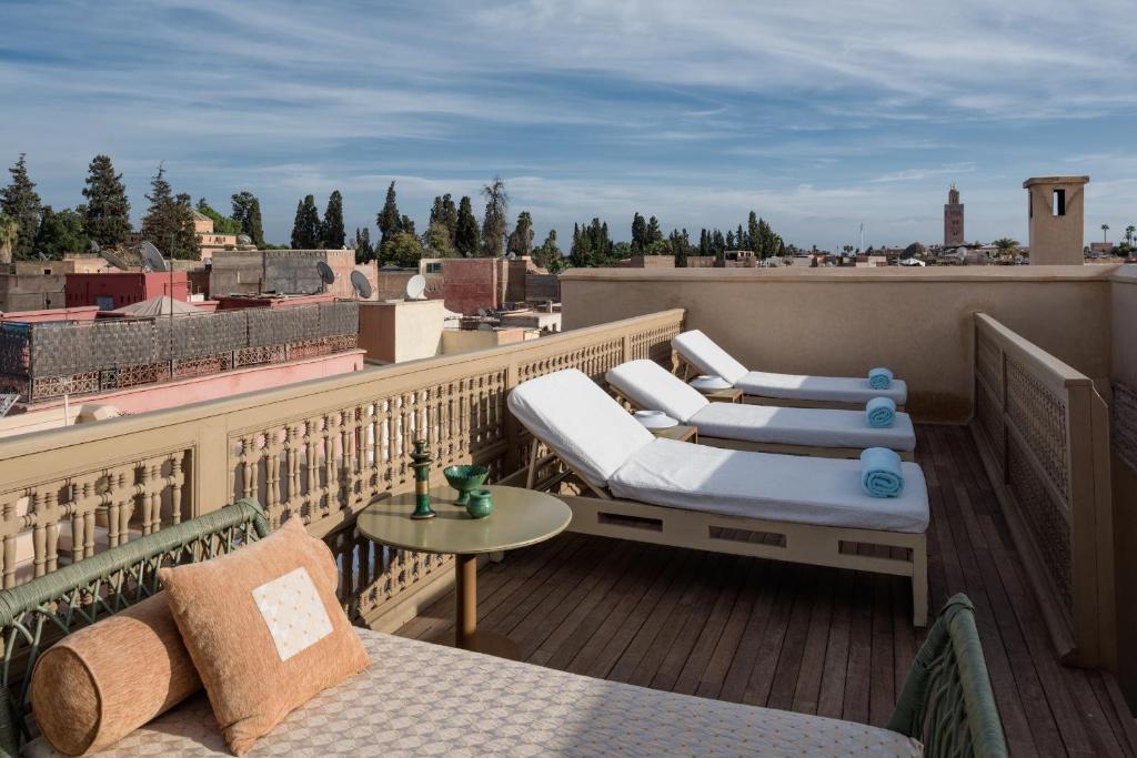 72 Riad Living image 0