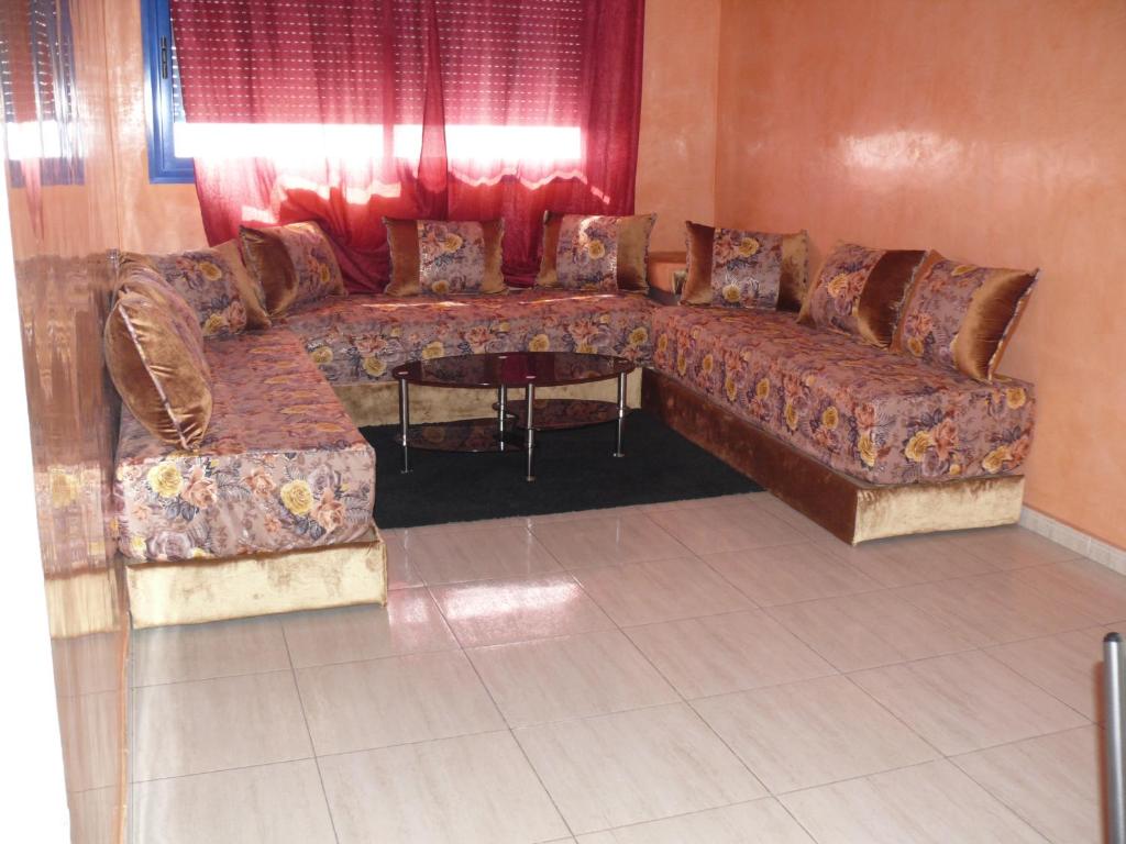 APARTAMENTOS PALACIO RIAD LARACHE image 1