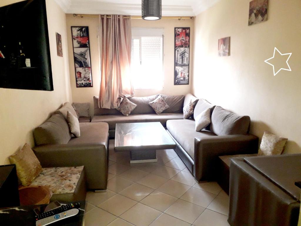 Apartment with 2 bedrooms in Agadir with balcony and WiFi 4 km from the beach image 1