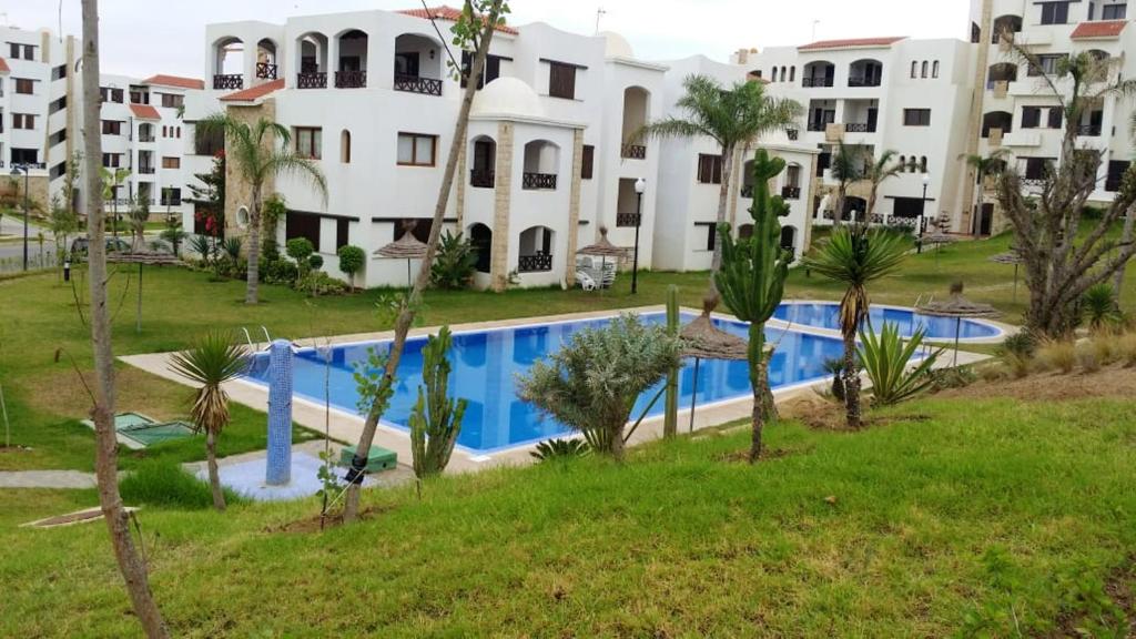 Apartment with 2 bedrooms in Cabo Negro with shared pool and enclosed garden 5 km from the beach