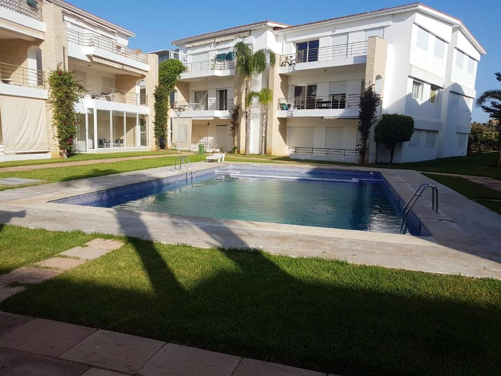 Apartment with 2 bedrooms in Casablanca with shared pool and enclosed garden image 1