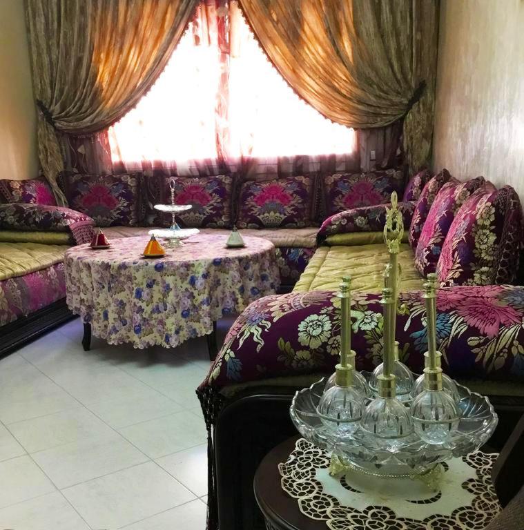 Apartment with 2 bedrooms in Casablanca with WiFi 20 km from the beach image 0