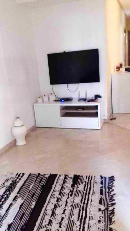 Apartment with 2 bedrooms in Casablanca with WiFi 3 km from the beach image 1