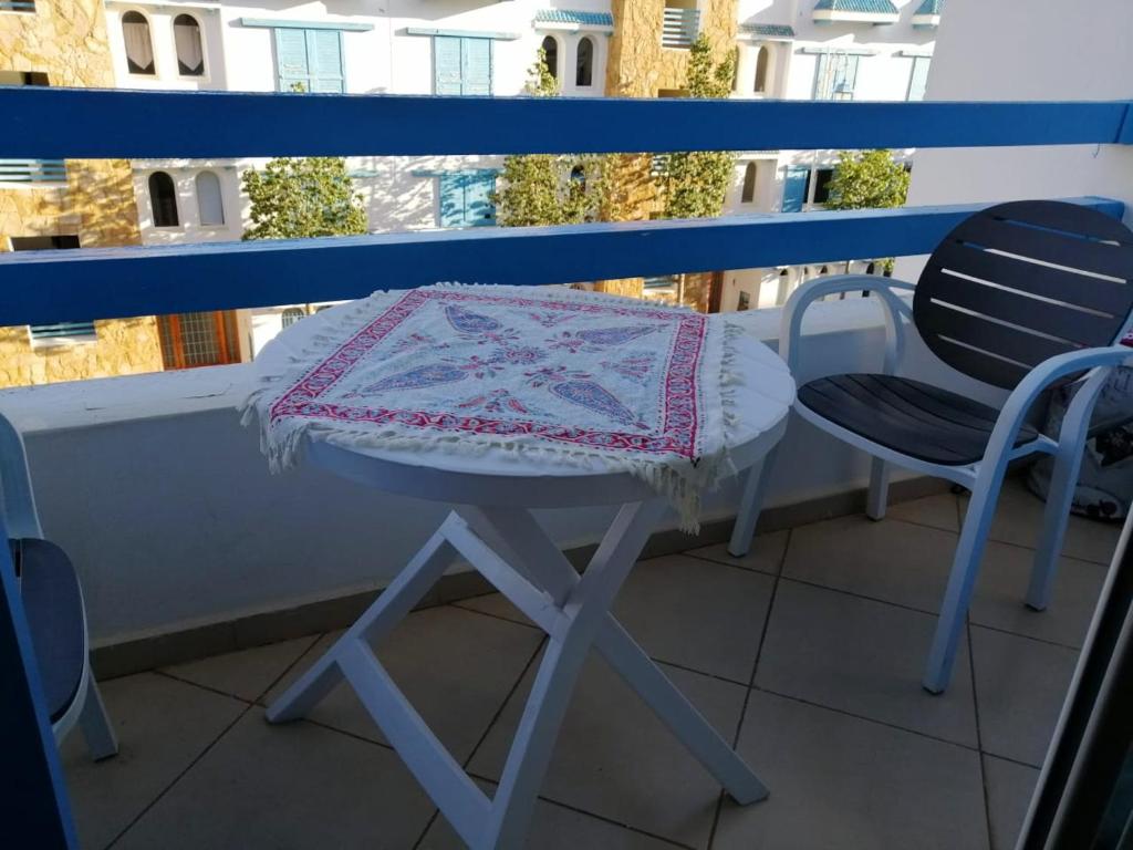 Apartment with 2 bedrooms in M'diq with shared pool and furnished balcony 1 km from the beach image 4