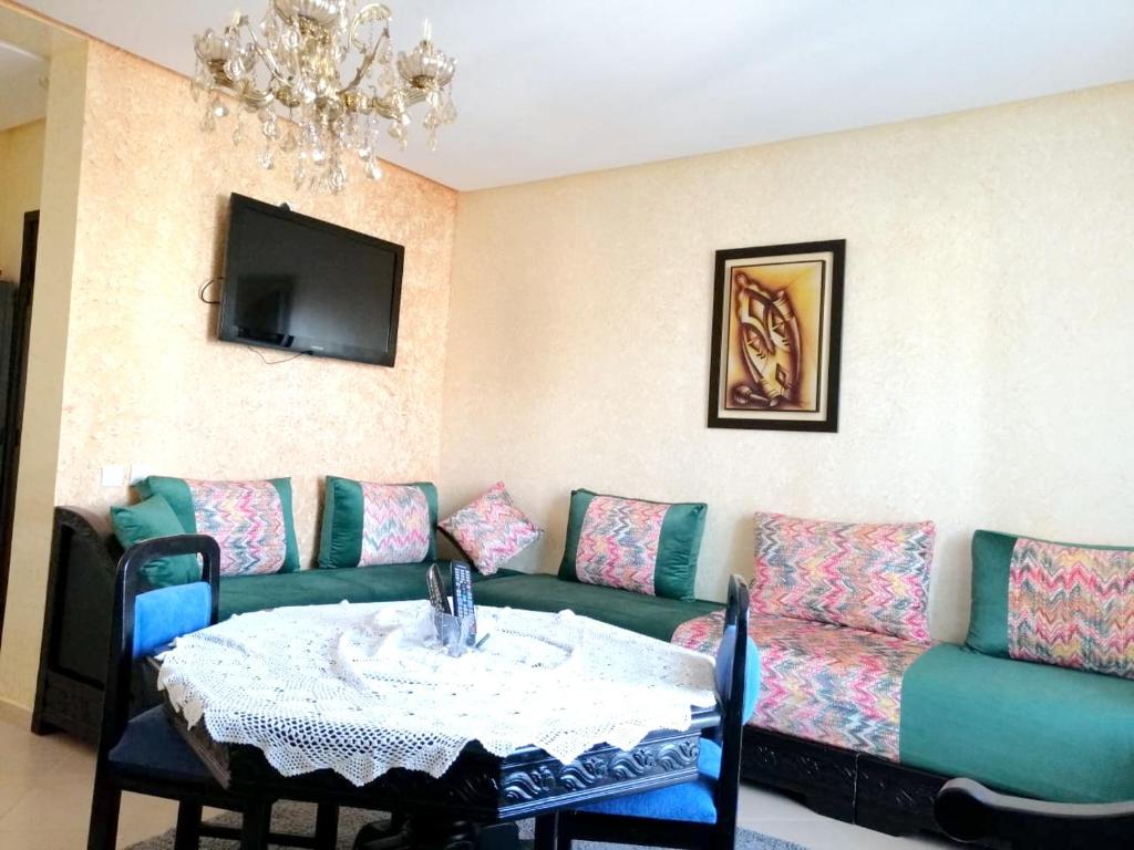 Apartment with 2 bedrooms in M'diq with shared pool and furnished balcony 1 km from the beach