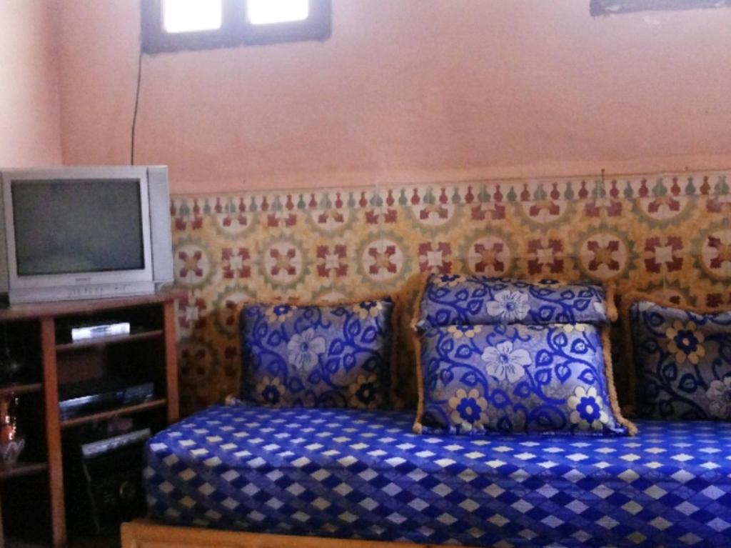 Apartment with 2 bedrooms in Meknes with wonderful city view and WiFi image 0