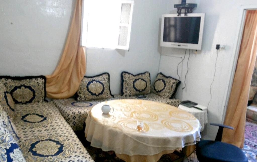 Apartment with 2 bedrooms in Meknes with wonderful city view and WiFi image 1