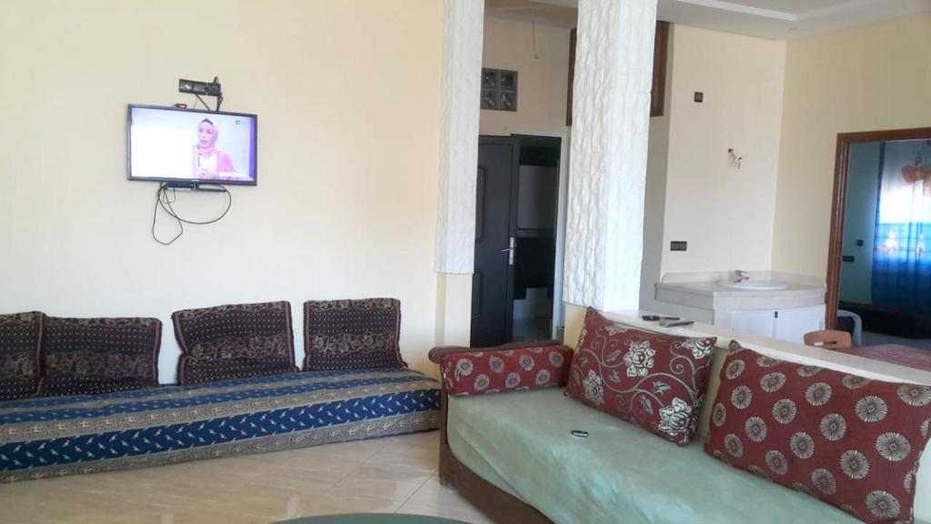 Apartment with 2 bedrooms in Meknes with wonderful city view balcony and WiFi image 3