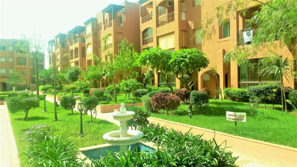 Apartment with 2 bedrooms in mohammedia with shared pool enclosed garden and WiFi 300 m from the beach image 0