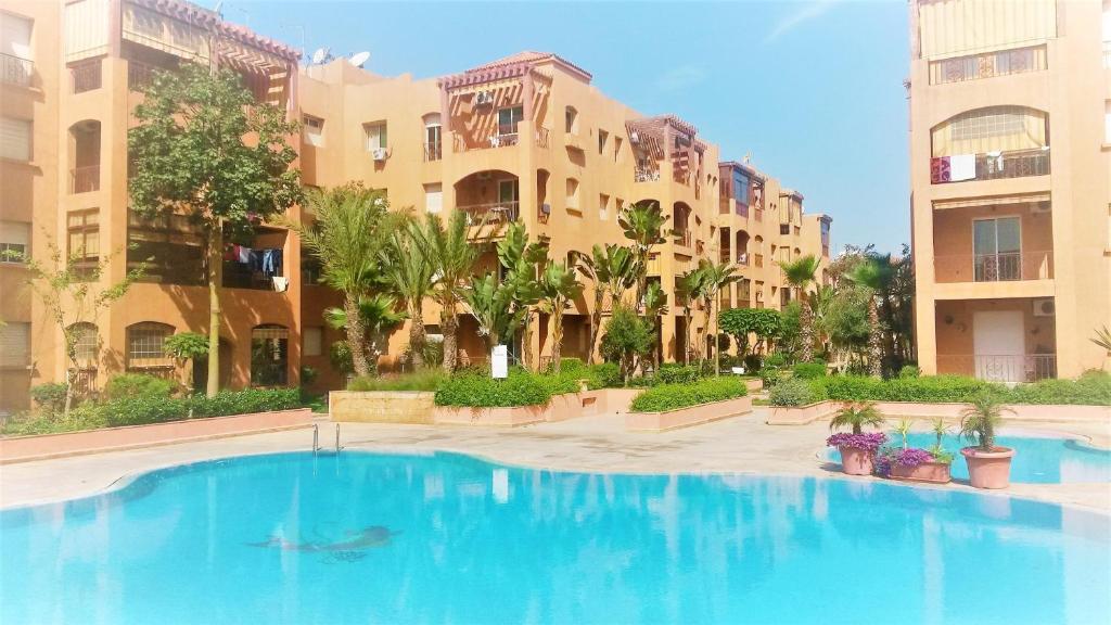 Apartment with 2 bedrooms in mohammedia with shared pool enclosed garden and WiFi 300 m from the beach image 1