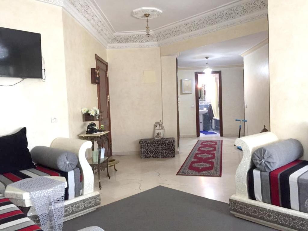 Apartment with 2 bedrooms in Mohammedia with WiFi 1 km from the beach image 0