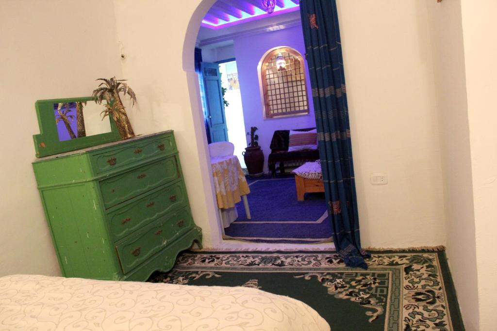 Apartment with 2 bedrooms in Tunis with WiFi 4 km from the beach image 0