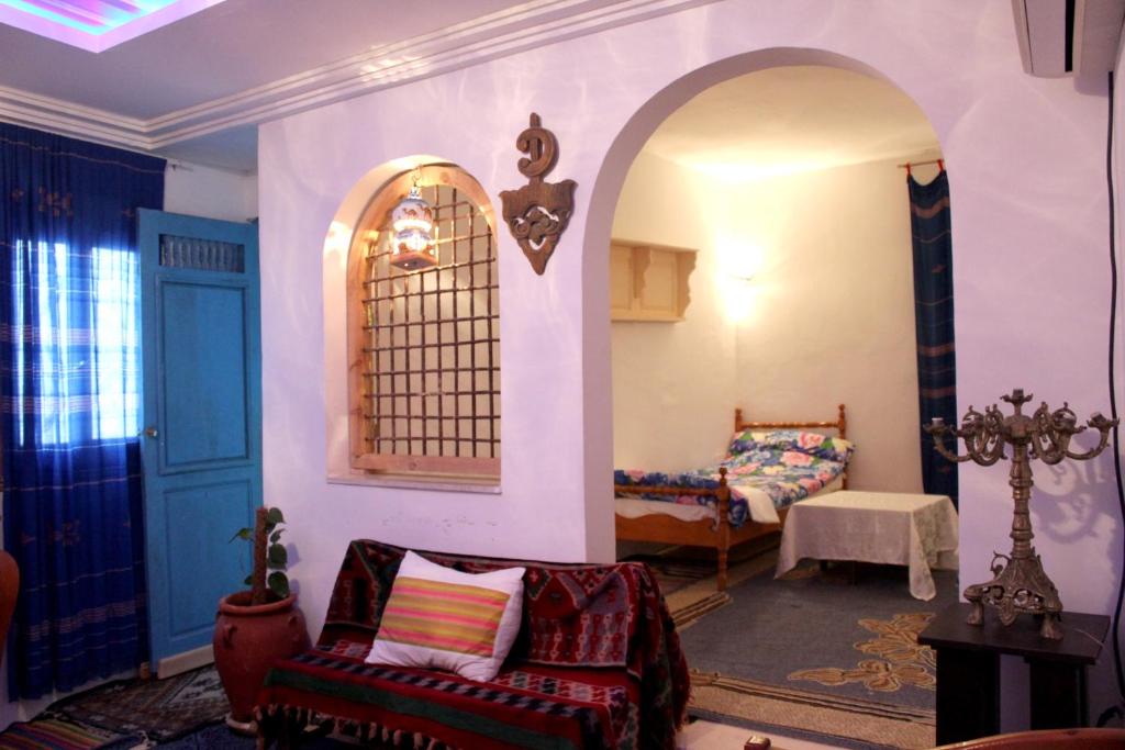 Apartment with 2 bedrooms in Tunis with WiFi 4 km from the beach image 4