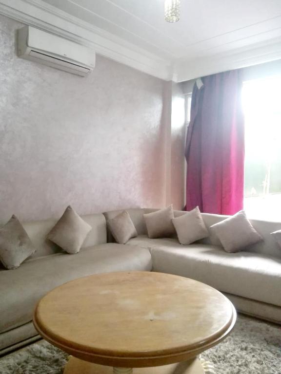 Apartment with 3 bedrooms in Maarif Casablanca with wonderful city view furnished garden and WiFi image 5