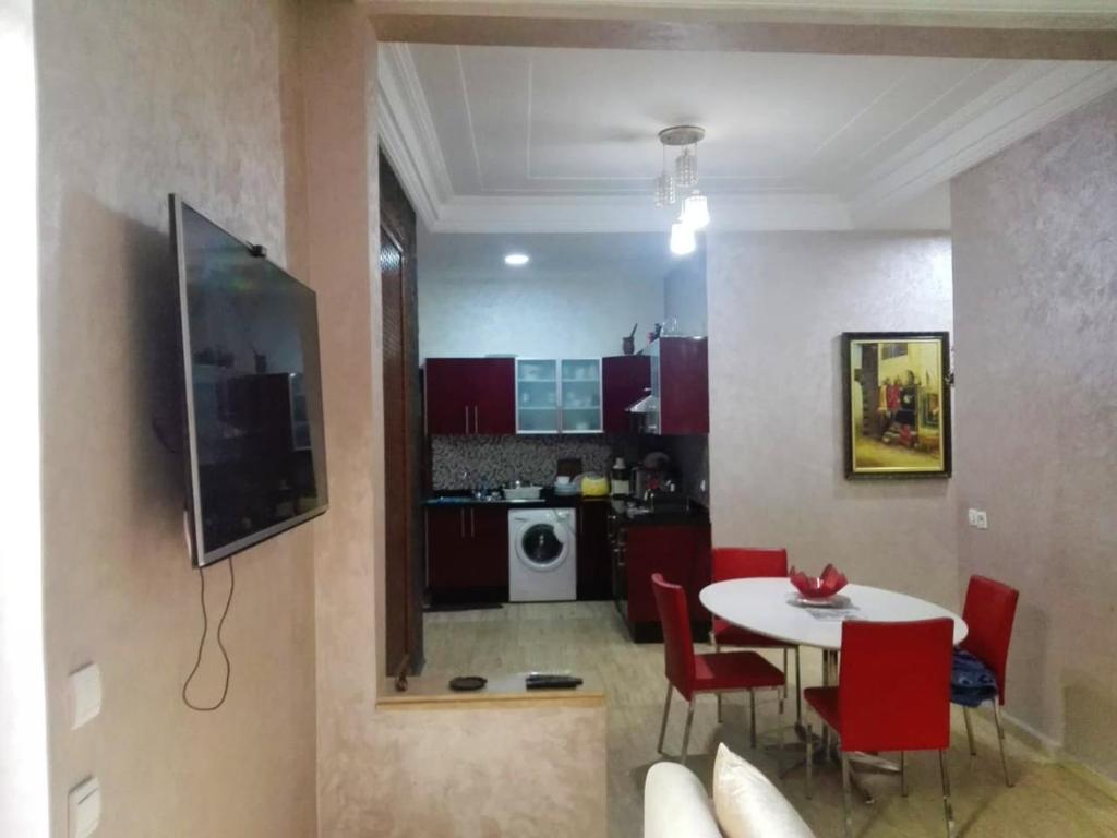 Apartment with 3 bedrooms in Maarif Casablanca with wonderful city view furnished garden and WiFi image 9