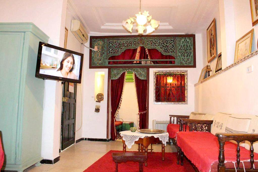 Apartment with one bedroom in Tunis with wonderful mountain view furnished terrace and WiFi image 1