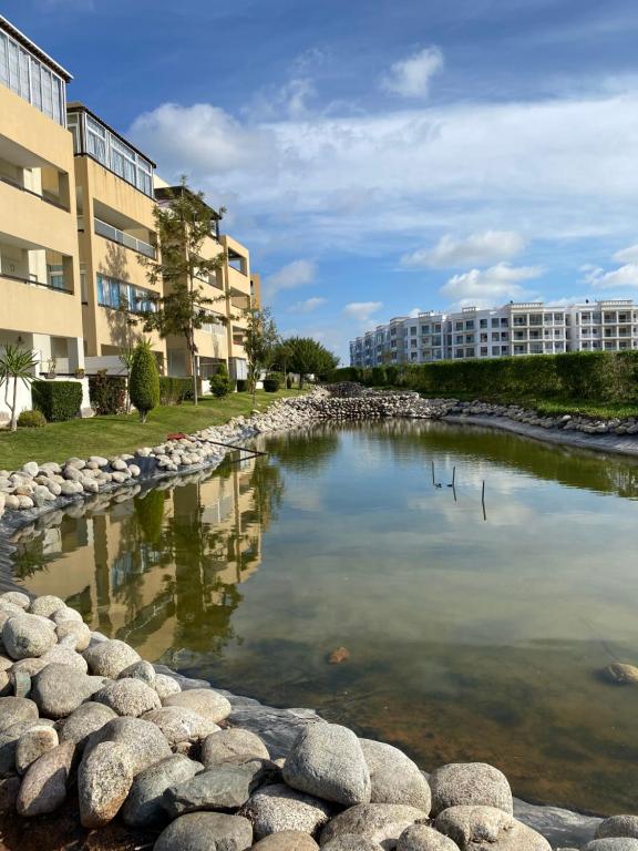 Appartement Bouznika plage vue sur piscine image 3