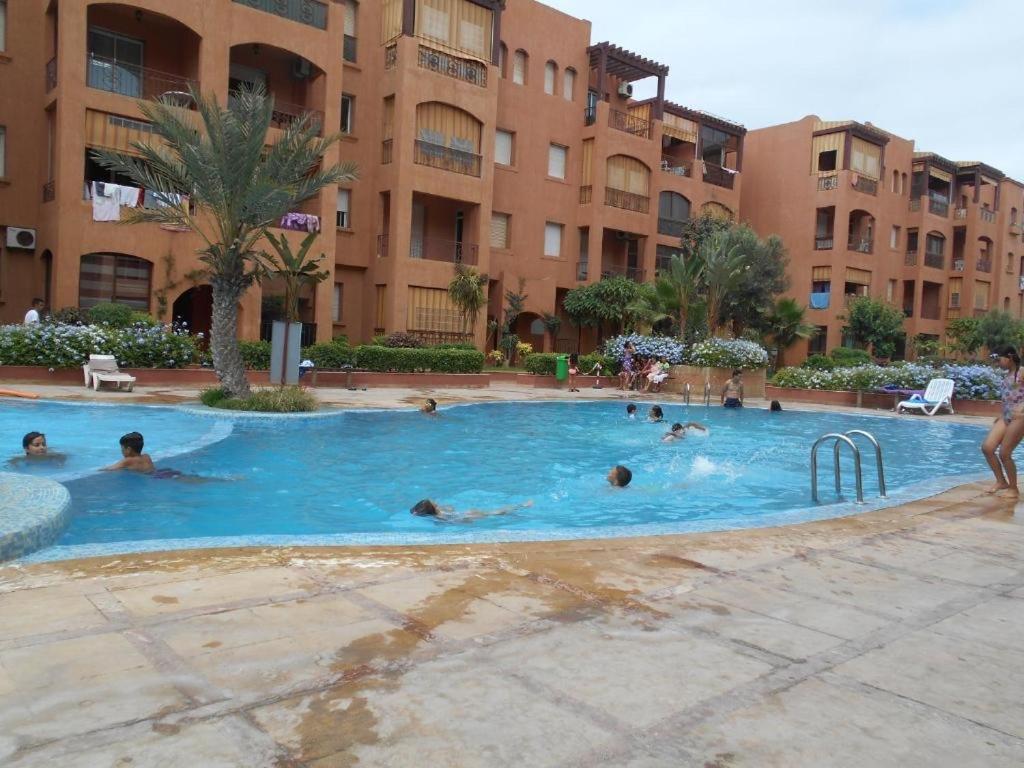 Appartement Ricoflores Mohamedia 2ème étage vue piscine