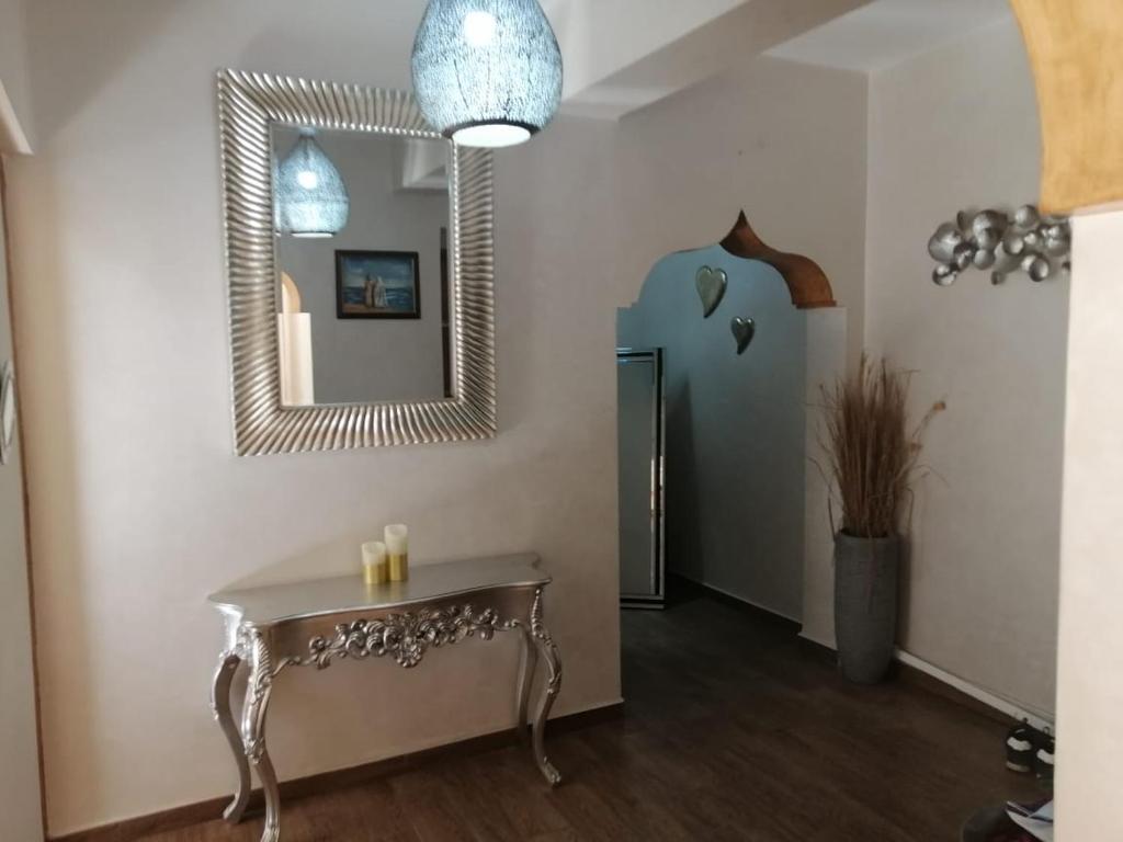 Beautiful & Cosy Apartment in the centre of Agadir 10 mins to the beach image 3