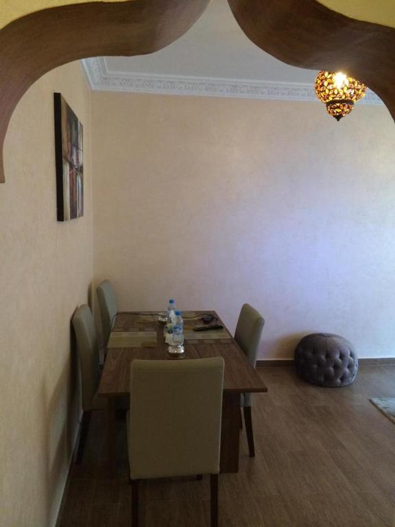 Beautiful & Cosy Apartment in the centre of Agadir 10 mins to the beach image 7