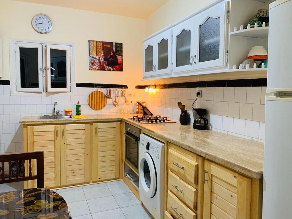 Beautiful apartement in the heart of tangier image 5