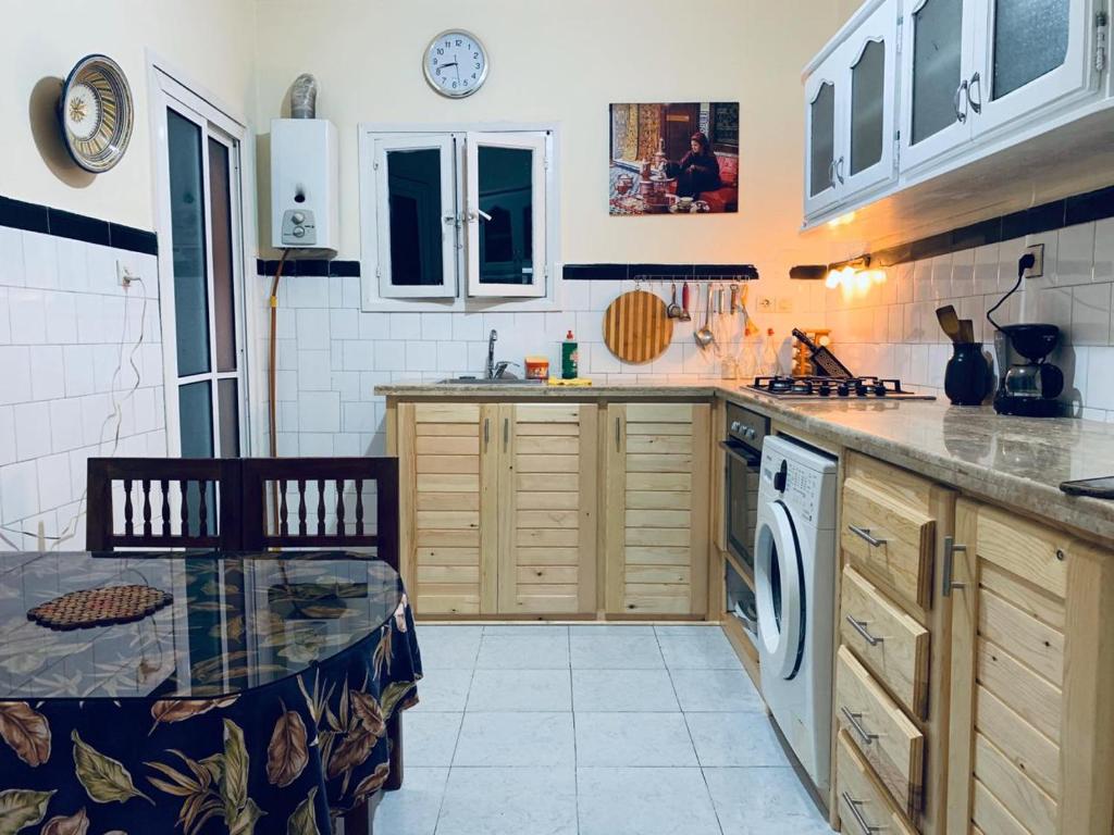 Beautiful apartement in the heart of tangier image 6