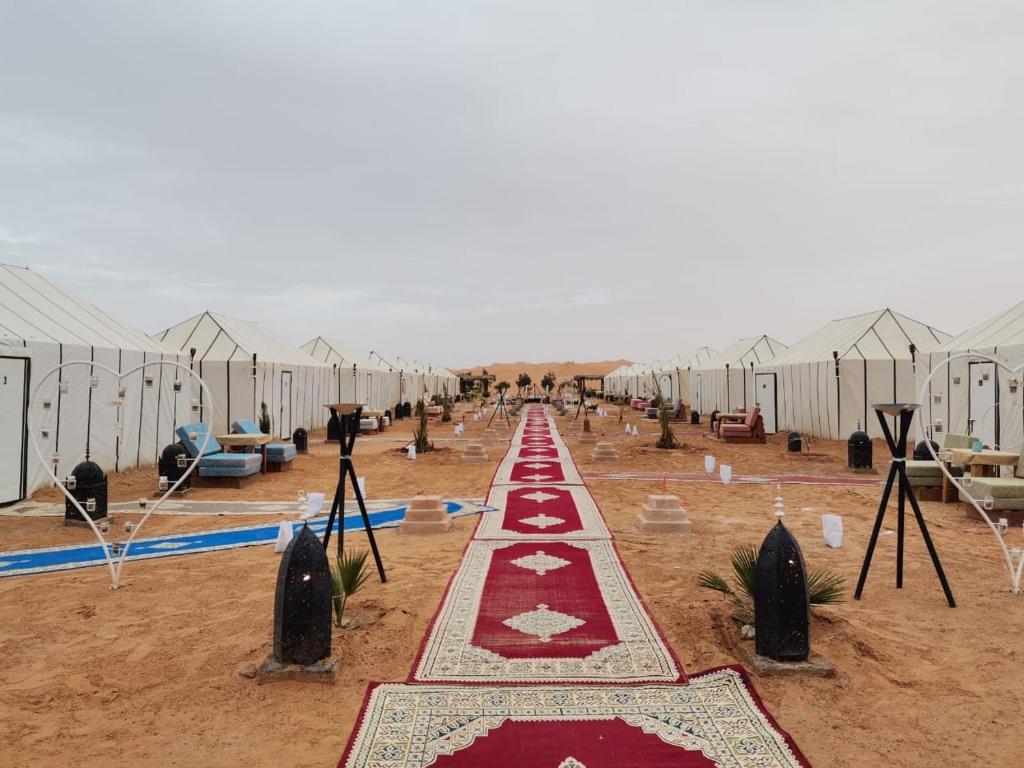 Camel Trekking Luxury Camp