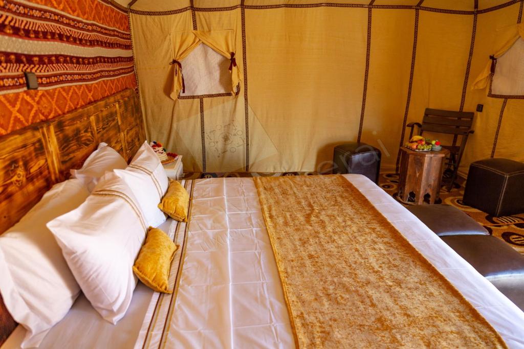 Caravanserai luxury Desert Camp image 3