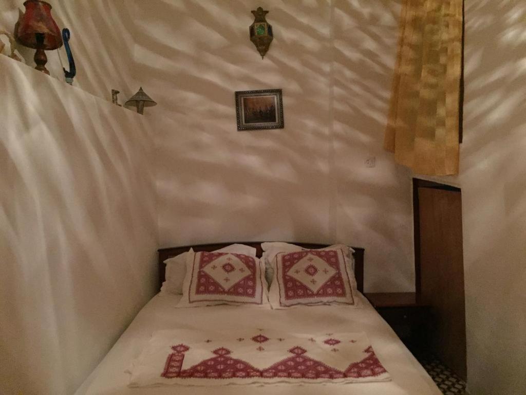 Cosy room for 2 to 8 peoples Inside Medina Fes El Bali