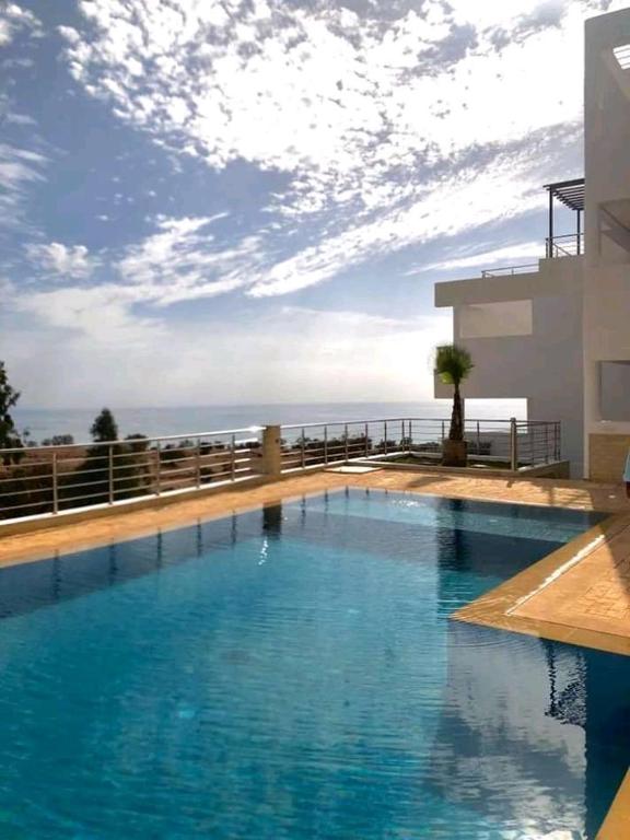 Duplex Taghazout Ocean with pool & fitness image 0