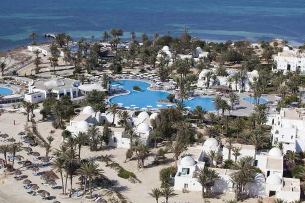 El Mouradi Djerba Menzel image 2