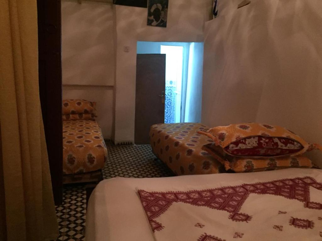 Family Room for 6 peoples Sunny Riad Inside Medina Fes El Bali image 0