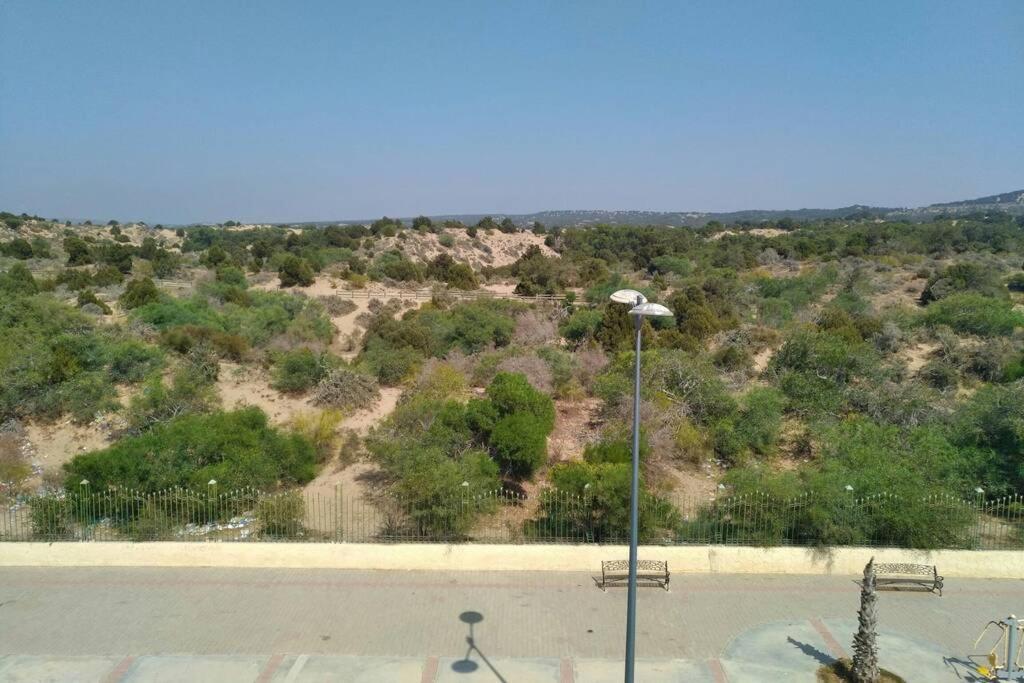 Garçonnière grande terrasse vue sur la forêt image 8