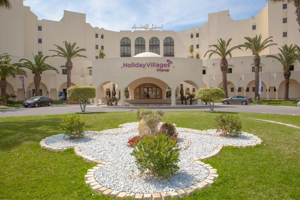 Holiday Village Manar image 3