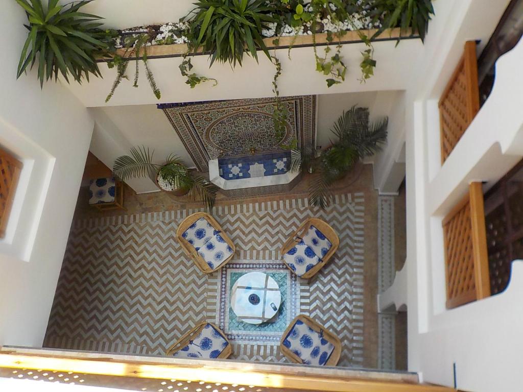 House with 3 bedrooms in Ancien Medina Tanger with wonderful sea view terrace and WiFi 500 m from the beach image 9