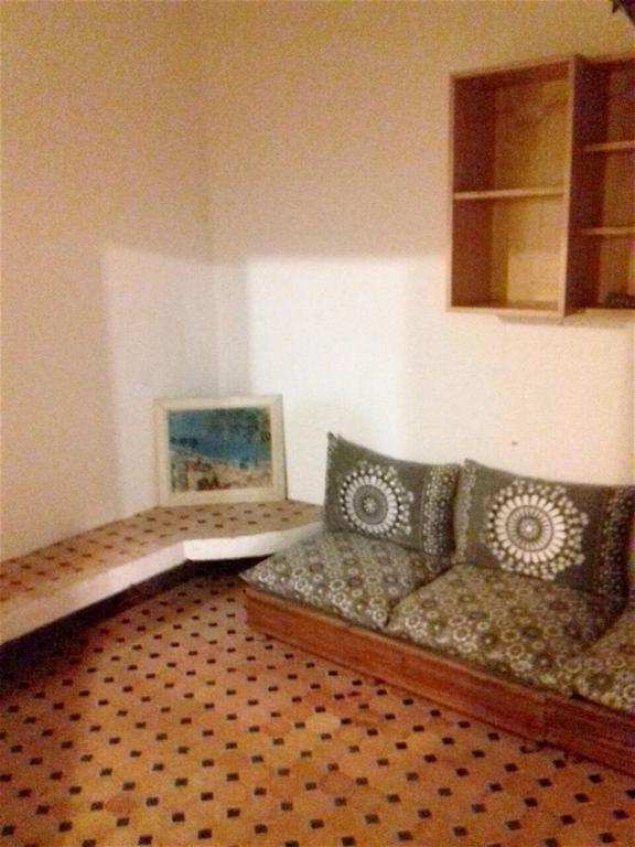 House with 3 bedrooms in Rabat with furnished terrace 800 m from the beach image 2