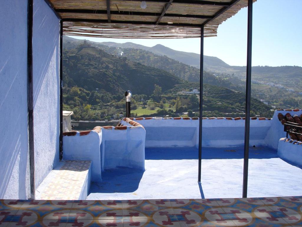 House with 4 bedrooms in Chefchaouen with wonderful mountain view and furnished terrace image 0