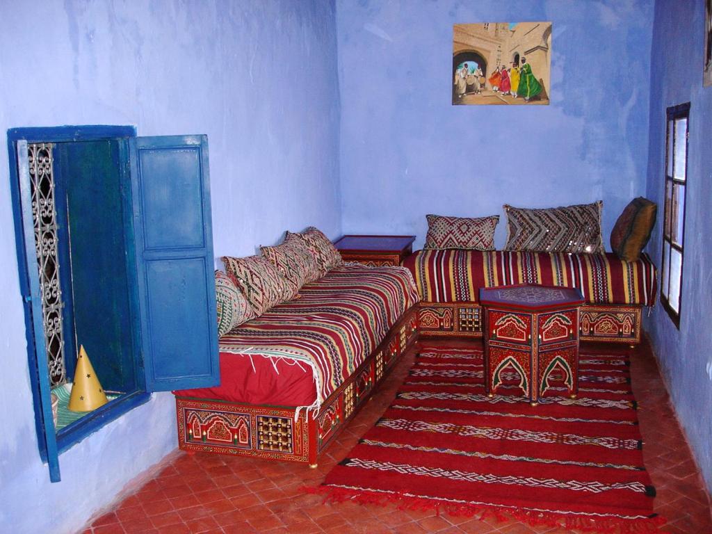 House with 4 bedrooms in Chefchaouen with wonderful mountain view and furnished terrace image 1