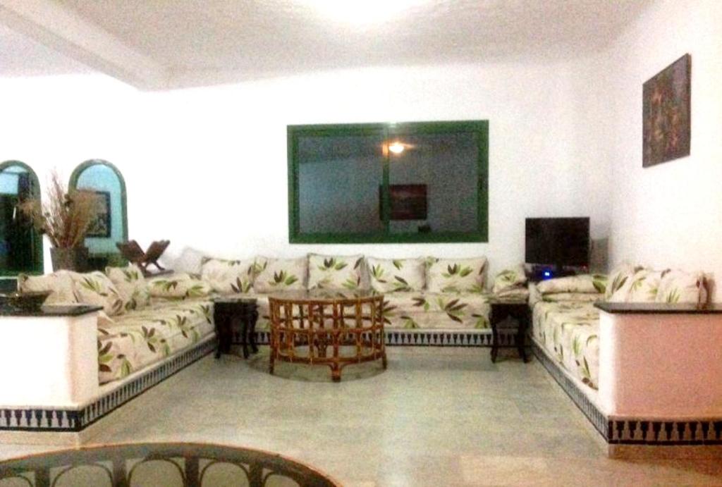 House with 5 bedrooms in Tetouan with wonderful mountain view and enclosed garden image 3