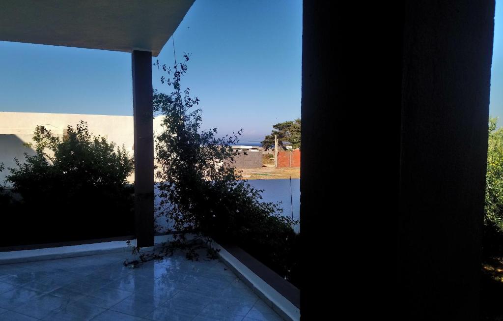 Independent villa 1km from the beach s 2 in dar allouche image 1