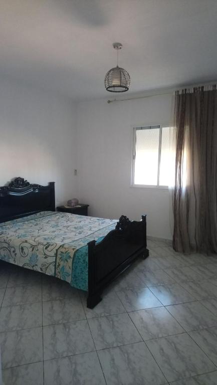 Independent villa 1km from the beach s 2 in dar allouche