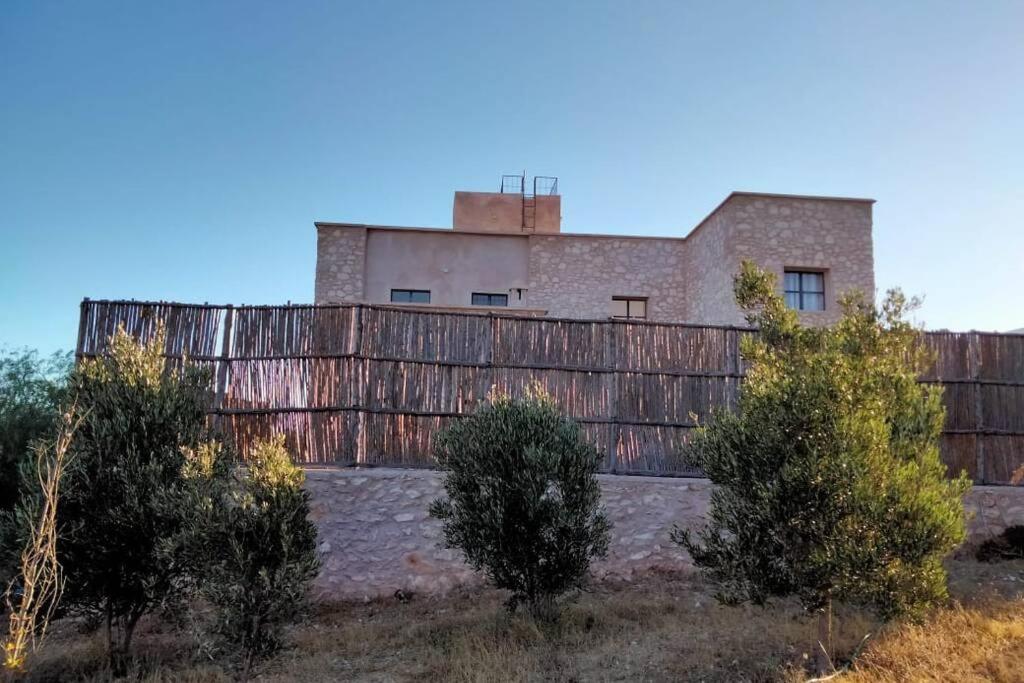 Jolie villa typique avec piscine et sans vis à vis image 7