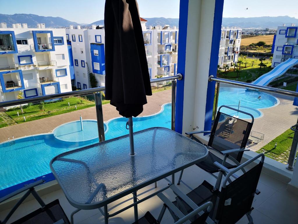 Kariat Cabo - Appartement Charmant, Climatisé avec Vue Piscine image 1