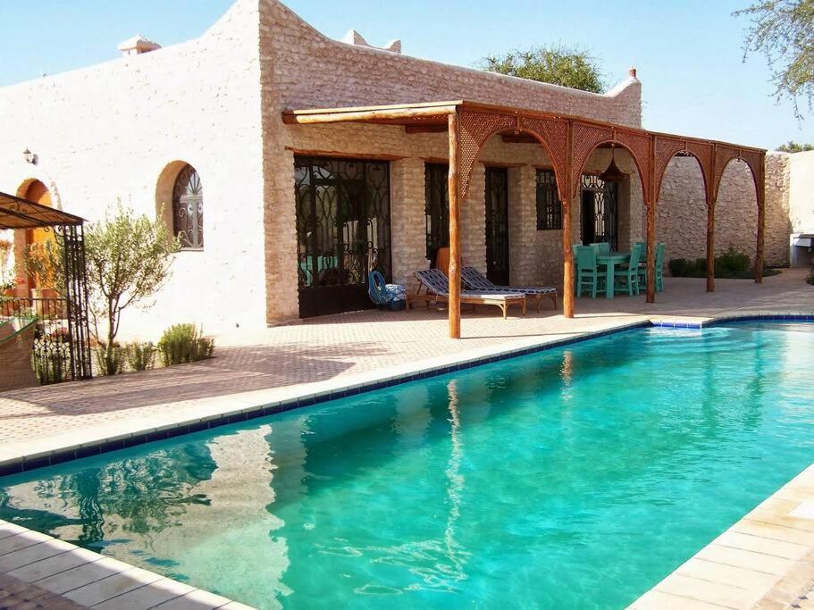 KASBAH Berbère - IDEALE POUR VOS VACANCES ! AVEC PERSONNEL DE MAISON