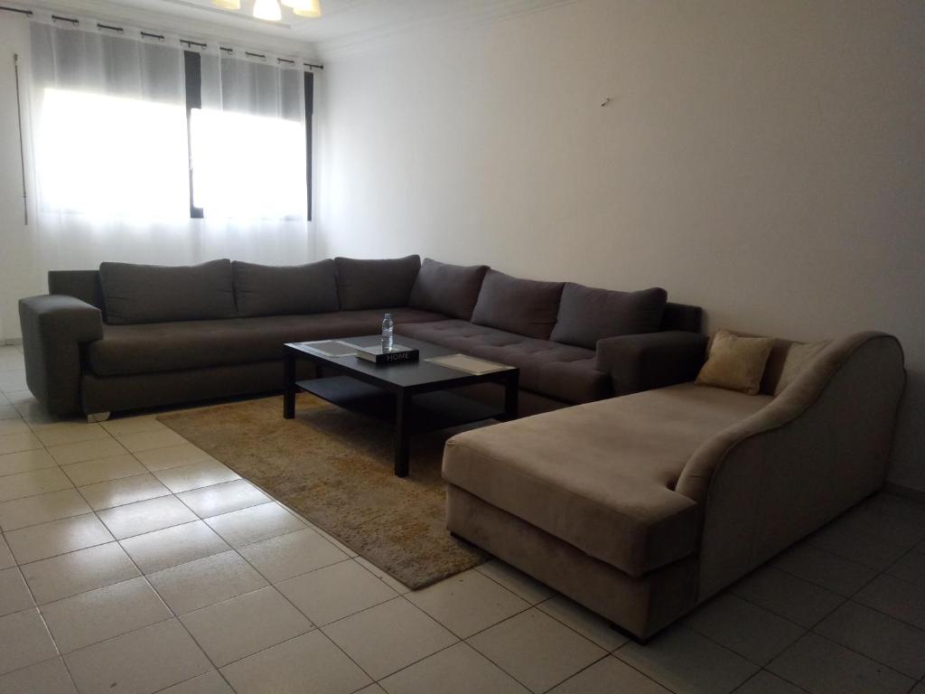 Large & Cosy 2 Bedrooms in Casablanca image 0