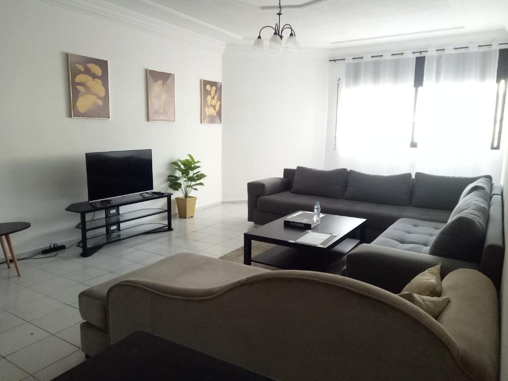 Large & Cosy 2 Bedrooms in Casablanca