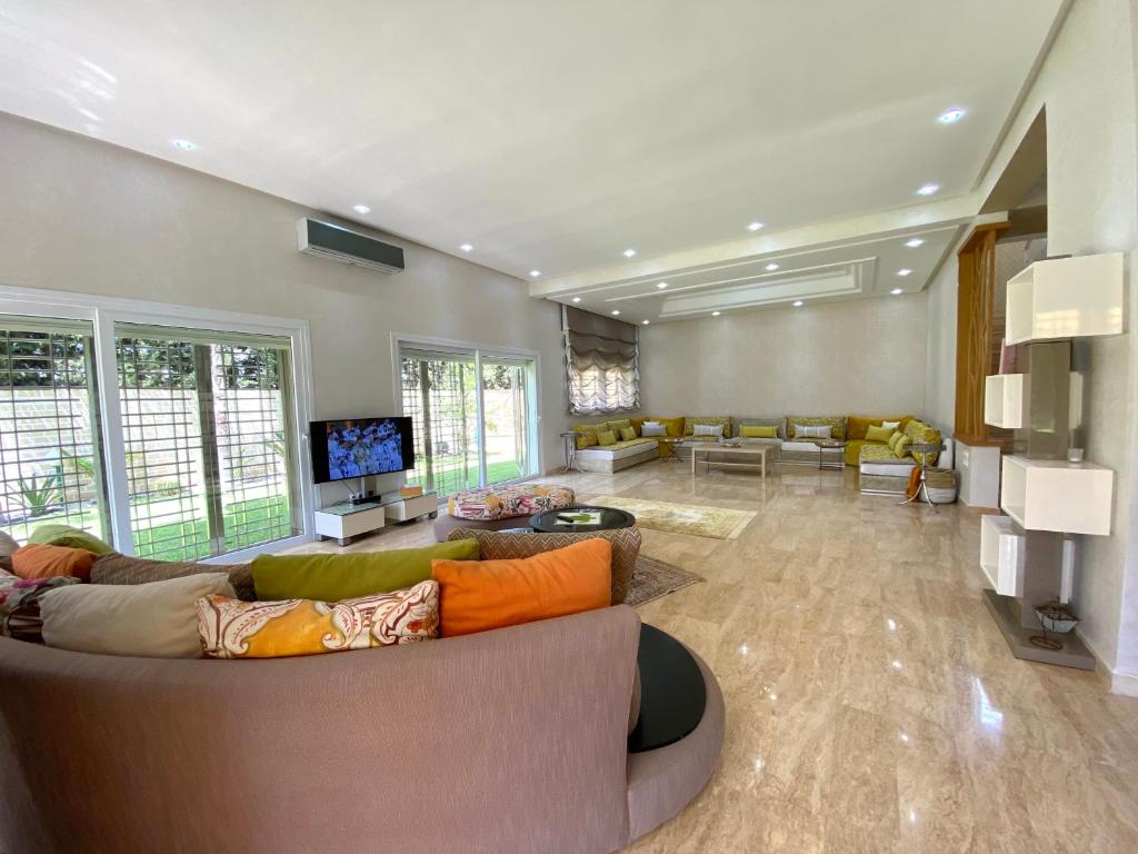 Lilas Park Villa - Casablanca Bouskoura image 3