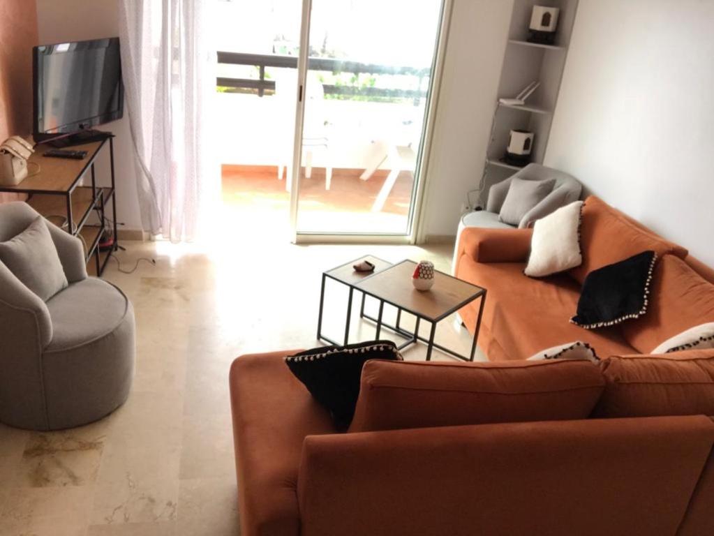 Marina Agadir appartement standing 90m2 + piscine image 2