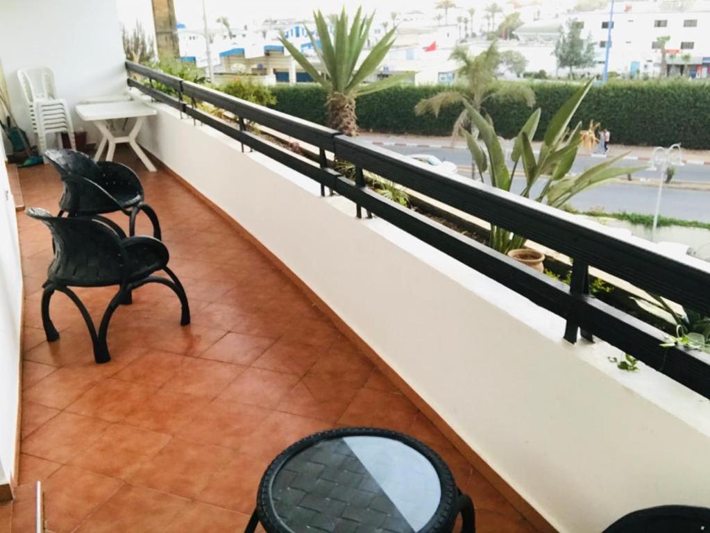 Marina Agadir appartement standing 90m2 + piscine image 9